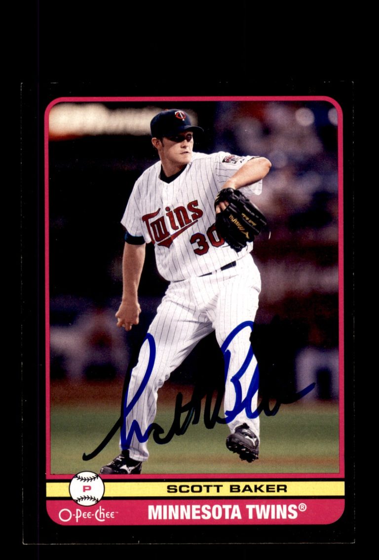 Signed Baseball Card Auto 2009 O-Pee-Chee #388 Scott Baker Twins Black