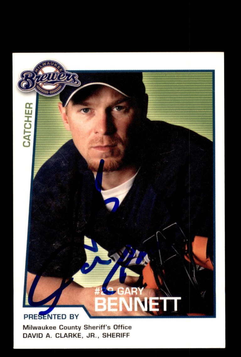 Signed Baseball Card Auto 2004 Milwaukee Brewers Police SGA Gary Bennett