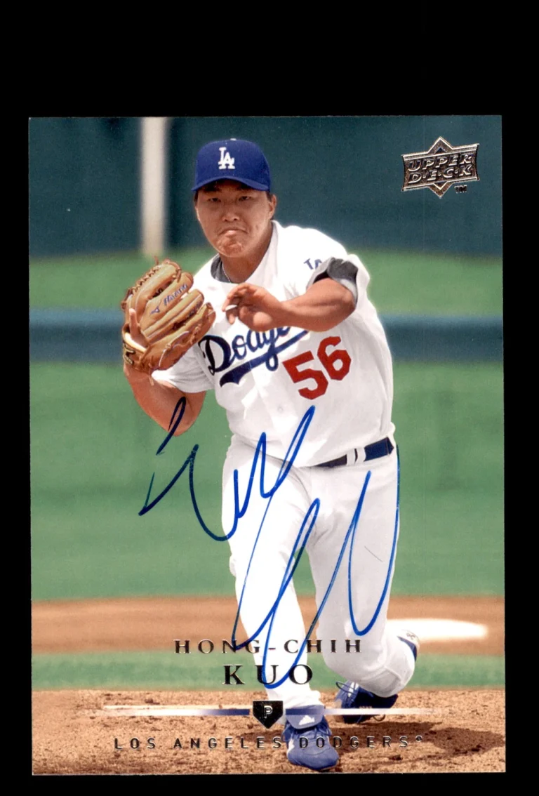 Signed Baseball Card Auto 2008 Upper Deck #546 Hong-Chih Kuo Los Angeles Dodgers