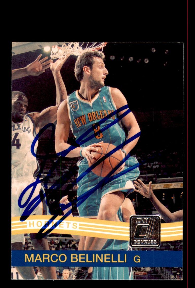 Signed Basketball Card Auto Marco Belinelli 2010-11 Donruss #104 Hornets
