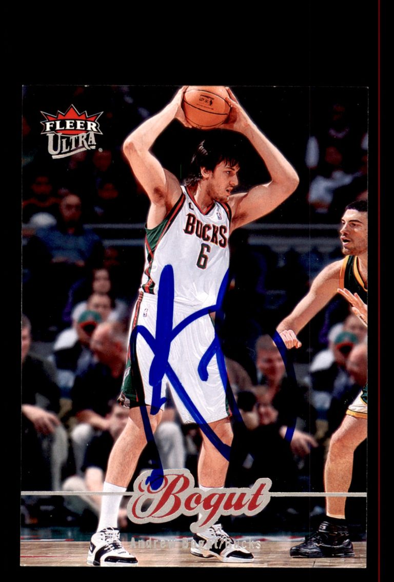 Signed Basketball Card Auto Andrew Bogut 2007-08 Ultra #102 Bucks