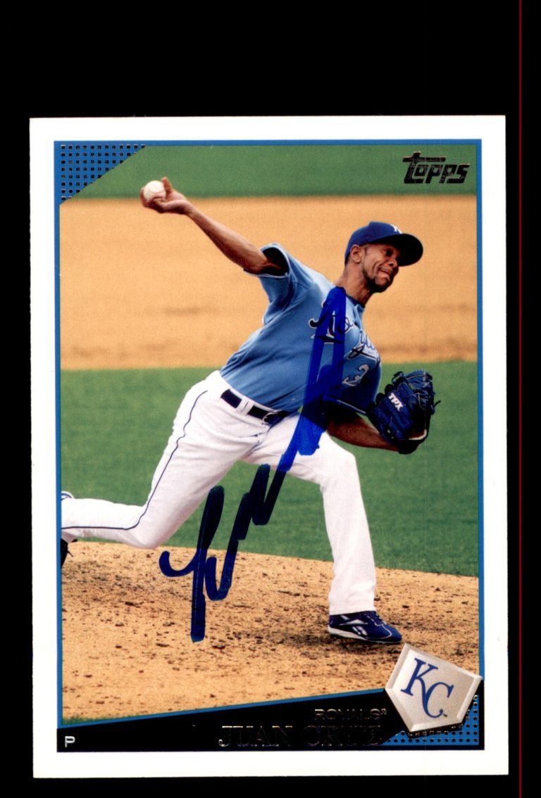 Signed Baseball Card Auto Juan Cruz 2009 Topps #UH146 Kansas City Royals