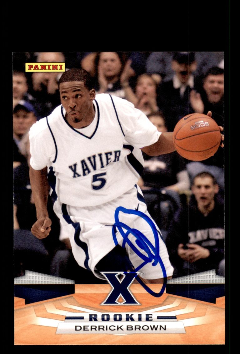 Signed Basketball Card Auto Derrick Brown 2009-10 Panini #388 Charlotte Bobcats