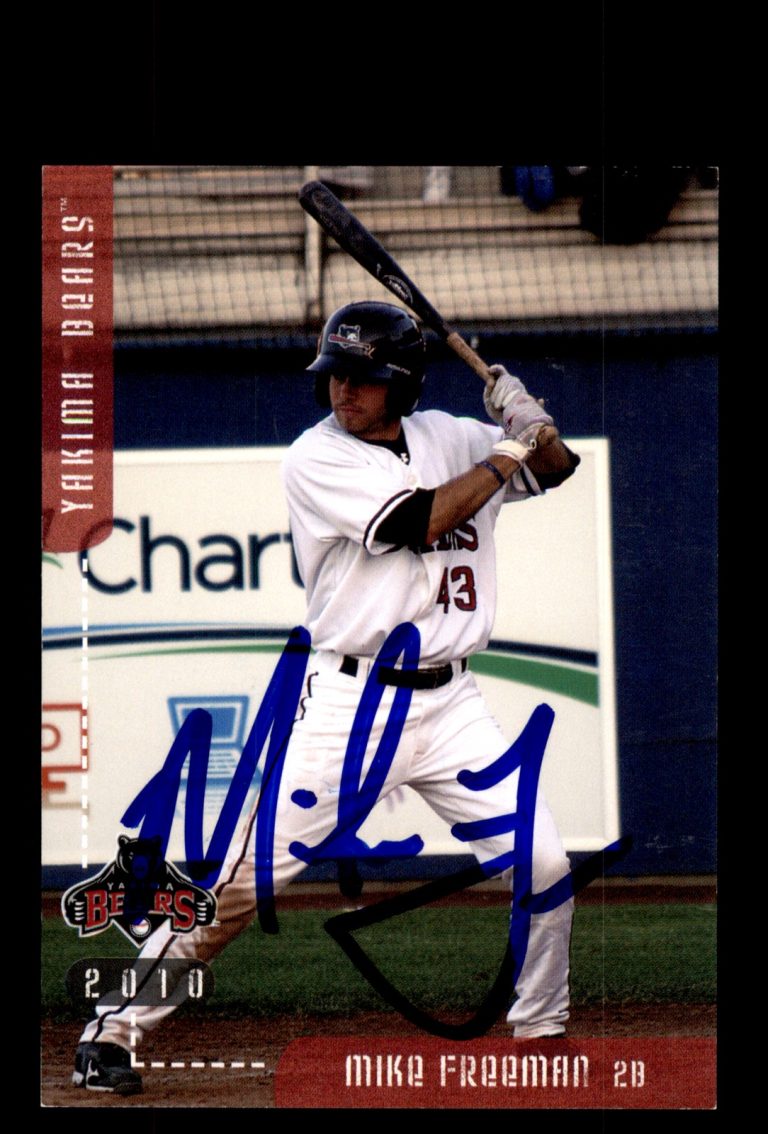 Signed Baseball Card Auto Mike Freeman 2010 Grandstand Yakima Bears