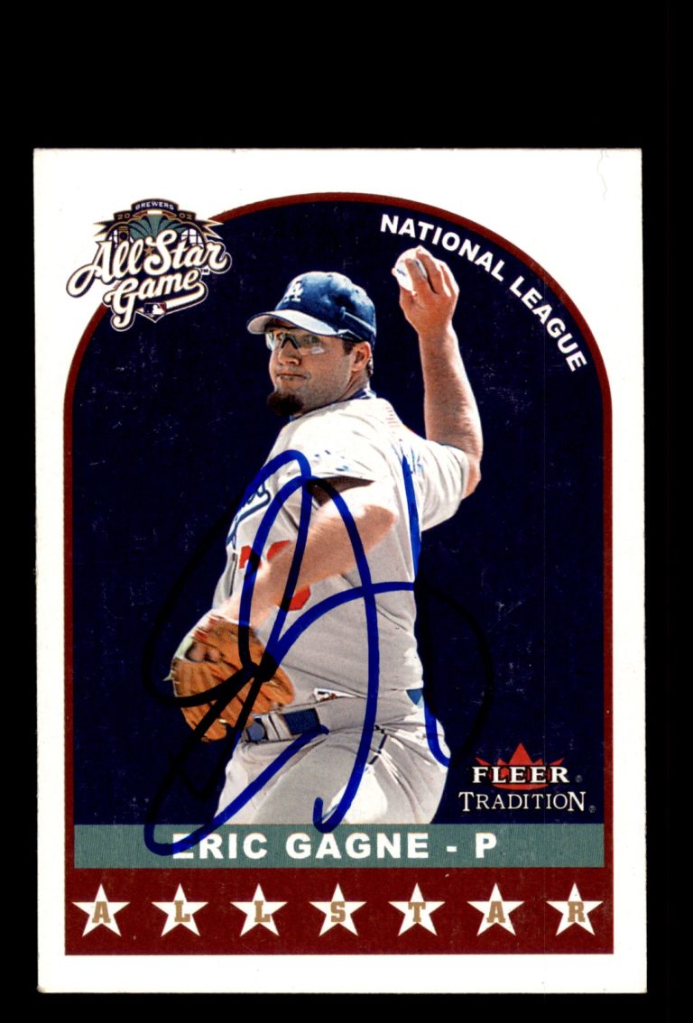 Signed Baseball Card Auto Eric Gagne 2002 Fleer Tradition #U347 Dodgers