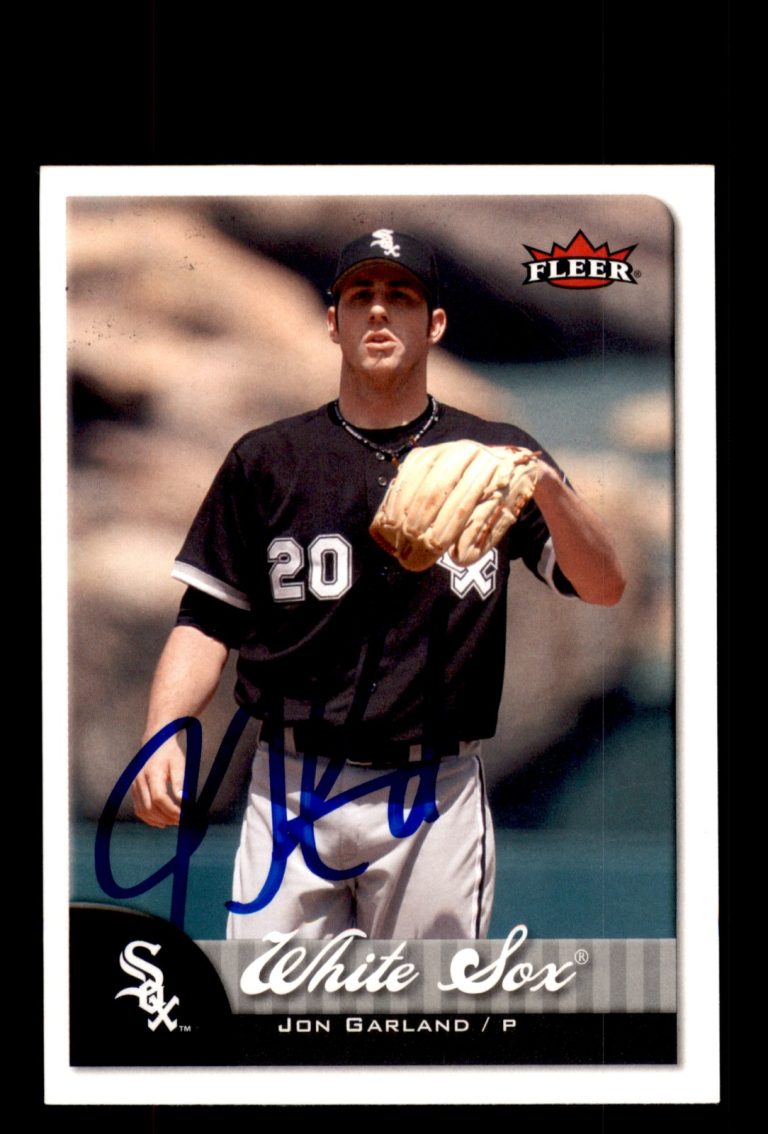 Signed Baseball Card Auto Jon Garland 2007 Fleer #257 Chicago White Sox