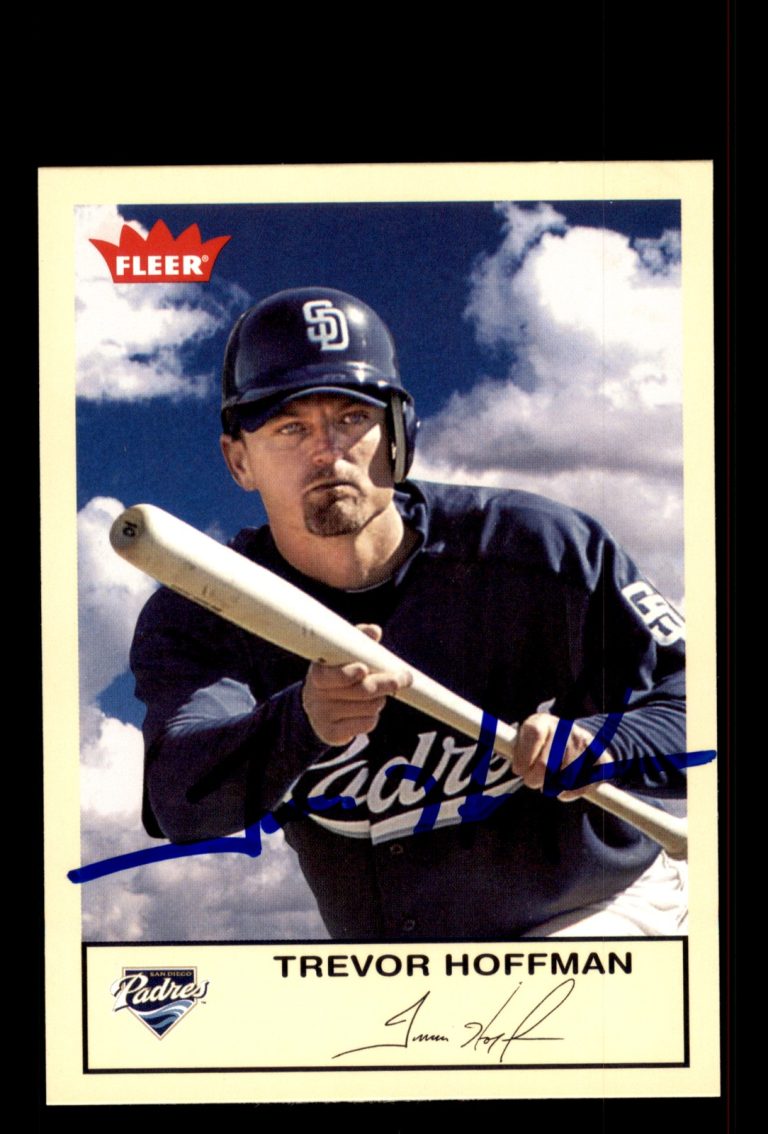 Signed Baseball Card Auto Trevor Hoffman 2005 Fleer Tradition #88 Padres