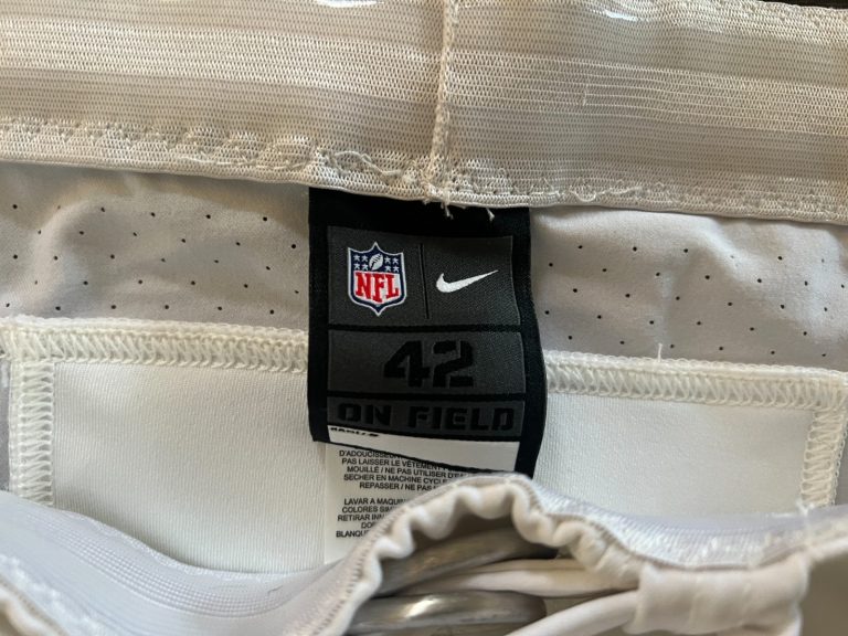 2018 GAME ISSUED KANSAS CITY CHIEFS FOOTBALL PANTS * NOT USED * WHITE SIZE 42