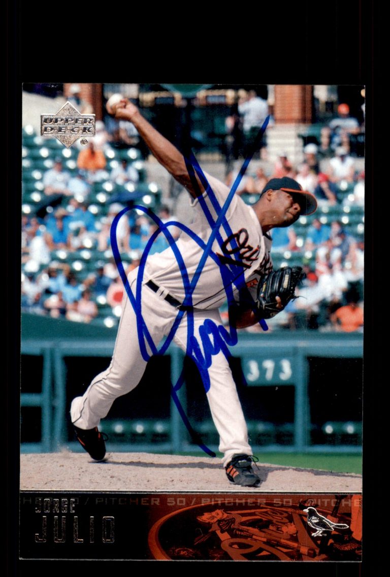 Signed Baseball Card Auto Jorge Julio 2004 Upper Deck #81 Baltimore Orioles