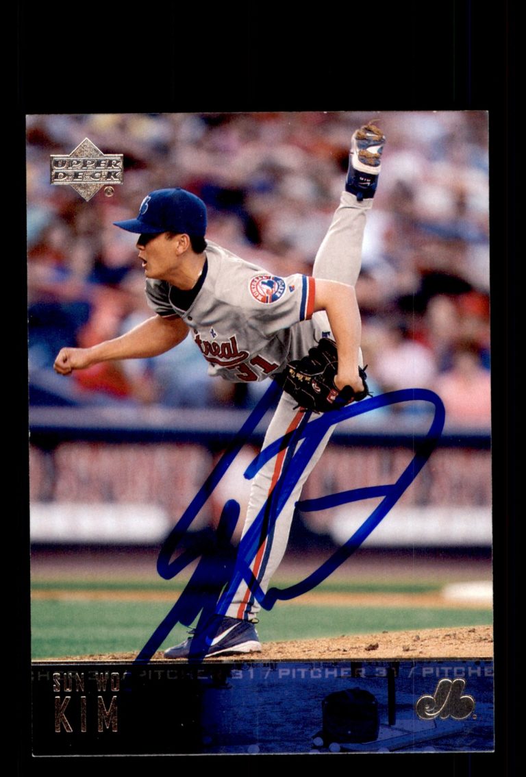 Signed Baseball Card Auto Sun Woo Kim 2004 Upper Deck #196 Montreal Expos