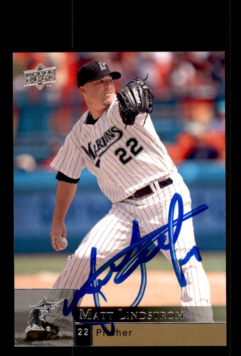 Signed Baseball Card Auto Matt Lindstrom 2009 Upper Deck #656 Florida Marlins