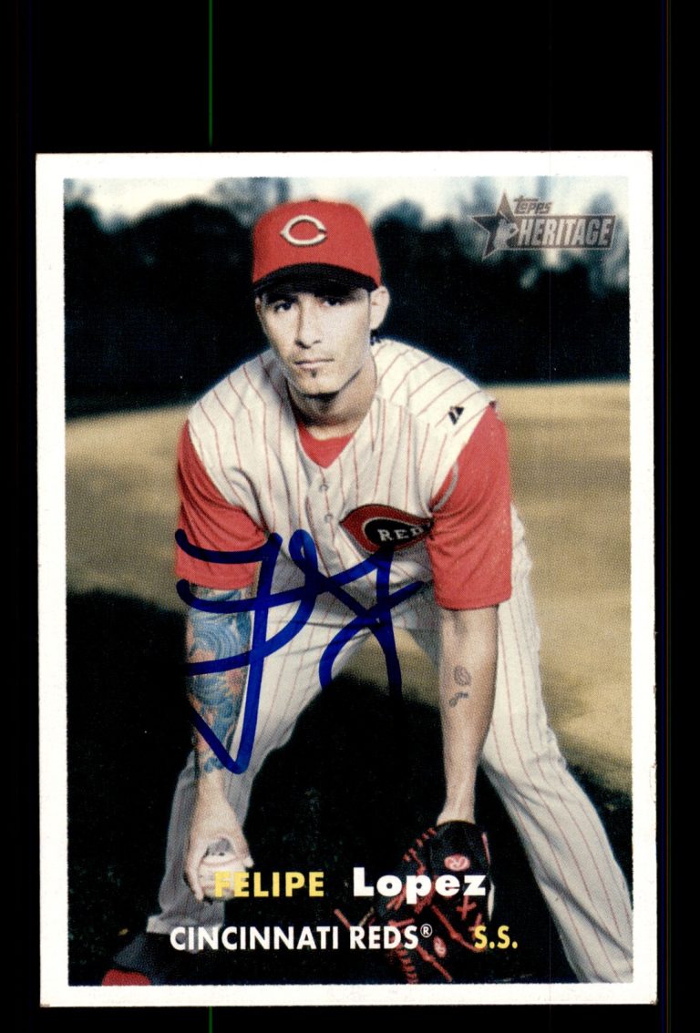Signed Baseball Card Auto Felipe Lopez 2006 Topps Heritage #375 Cincinnati Reds