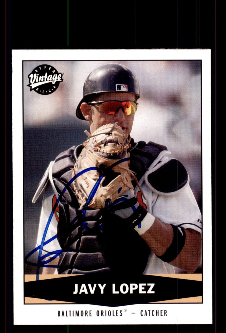 Signed Baseball Card Auto Javy Lopez 2004 Upper Deck #452 Baltimore Orioles