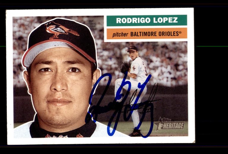 Signed Baseball Card Auto Rodrigo Lopez 2005 Topps Heritage #123 Orioles