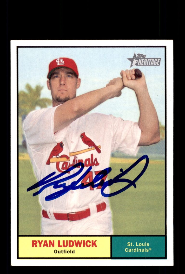 Signed Baseball Card Auto Ryan Ludwick 2010 Topps Heritage #352 Cardinals