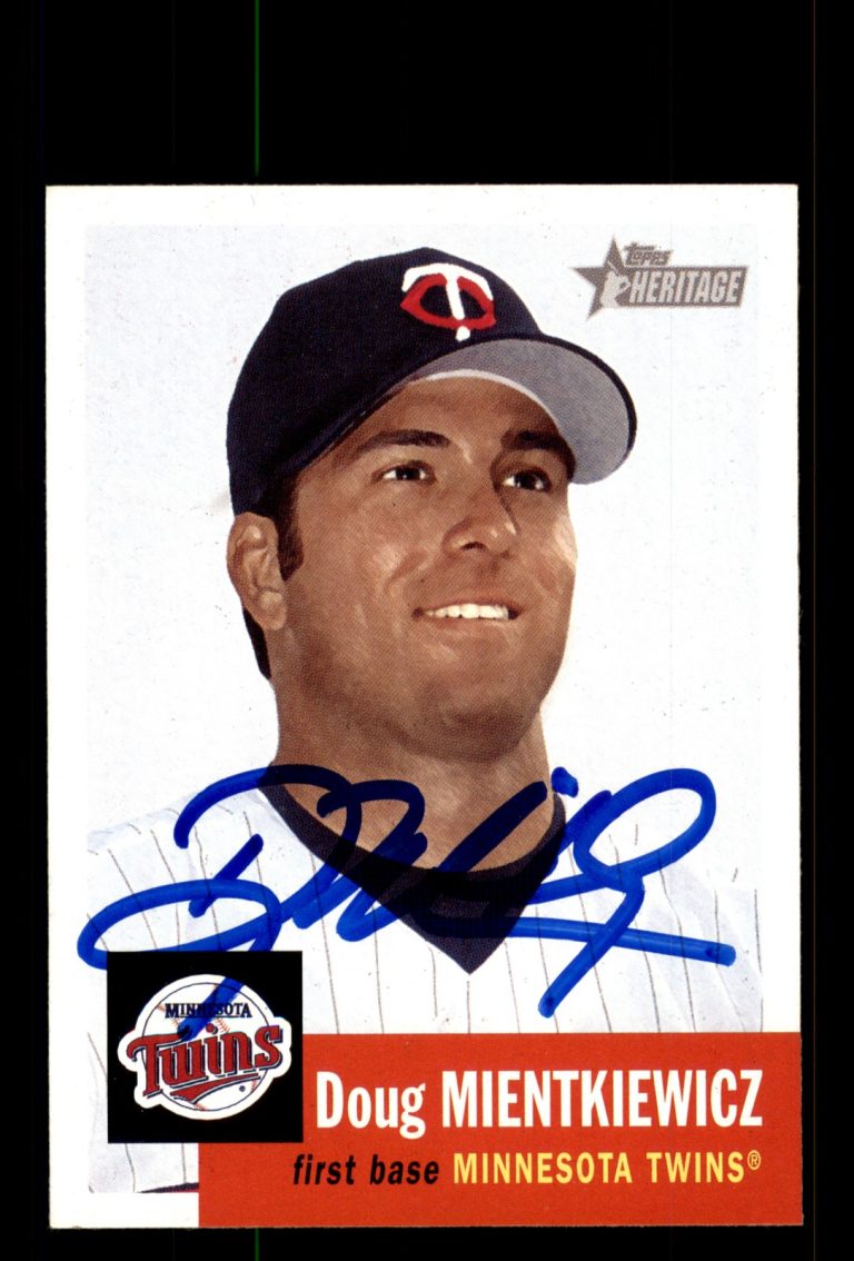 Signed Baseball Card Auto Doug Mientkiewicz 2002 Topps Heritage #4 Twins