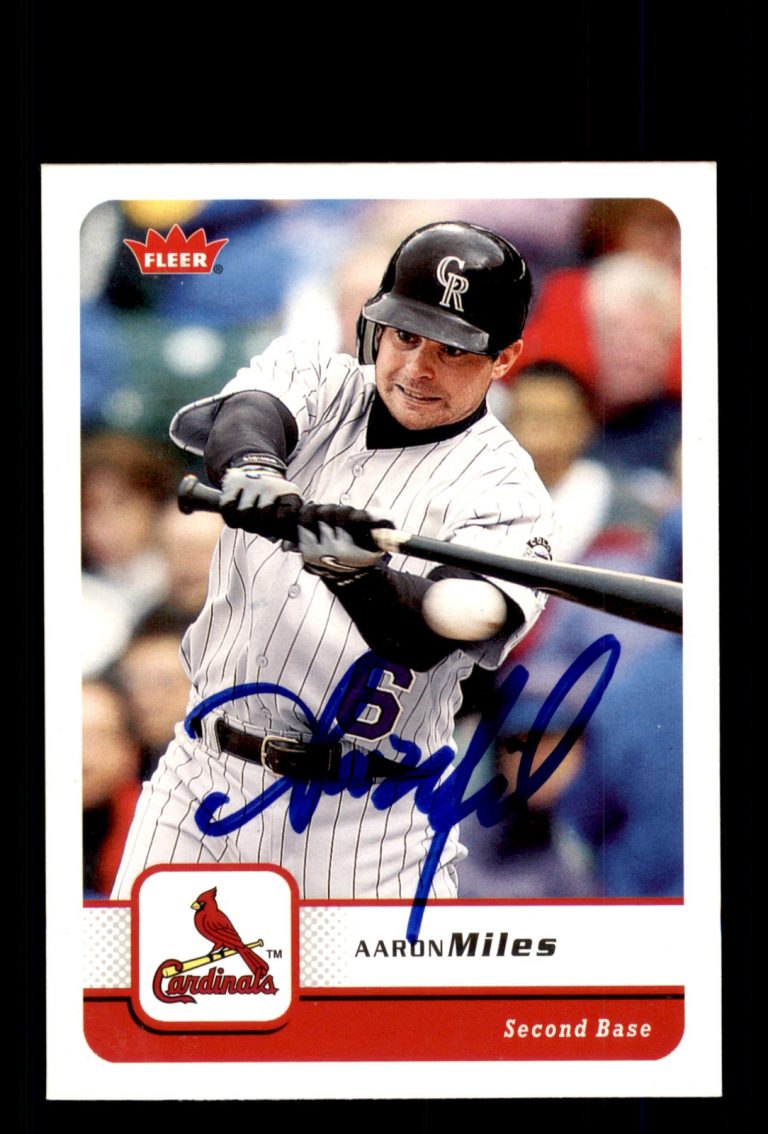 Signed Baseball Card Auto Aaron Miles 2006 Fleer #321 St. Louis Cardinals