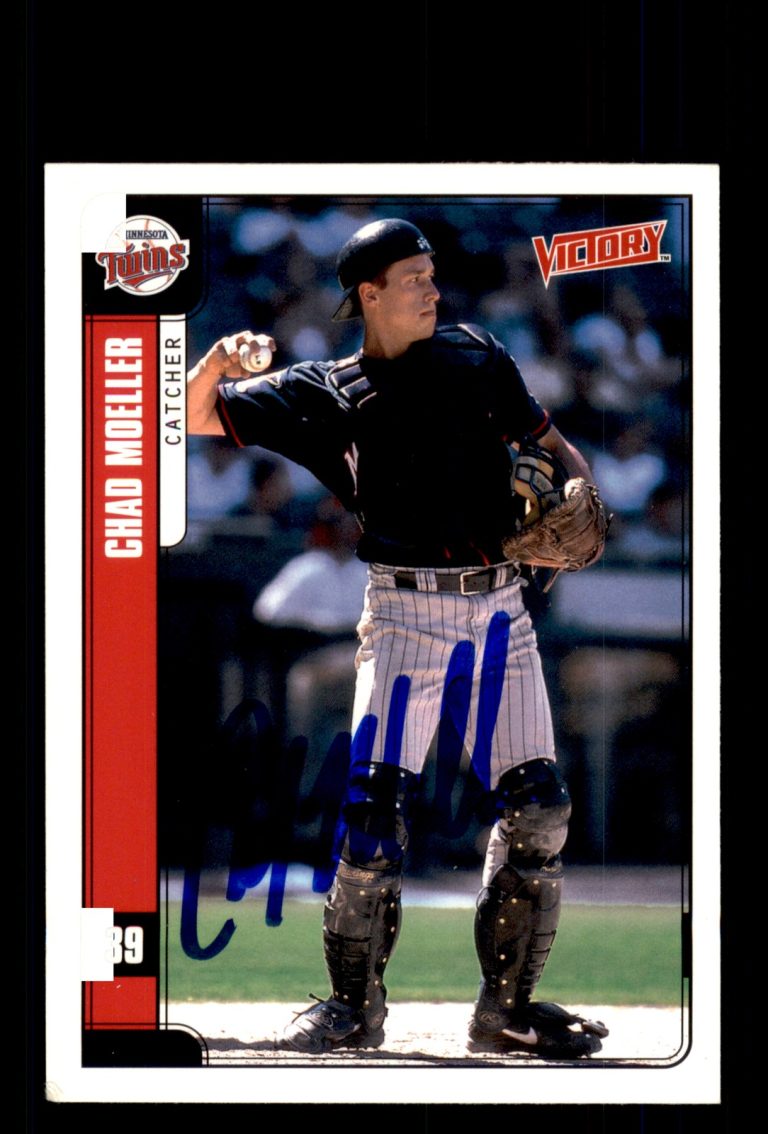 Signed Baseball Card Auto Chad Moeller 2001 Upper Deck Victory #205 Twins