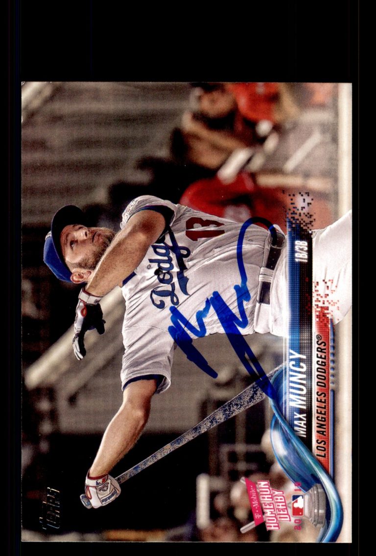 Signed Baseball Card Auto Max Muncy 2018 Topps Update #US255 Los Angeles Dodgers