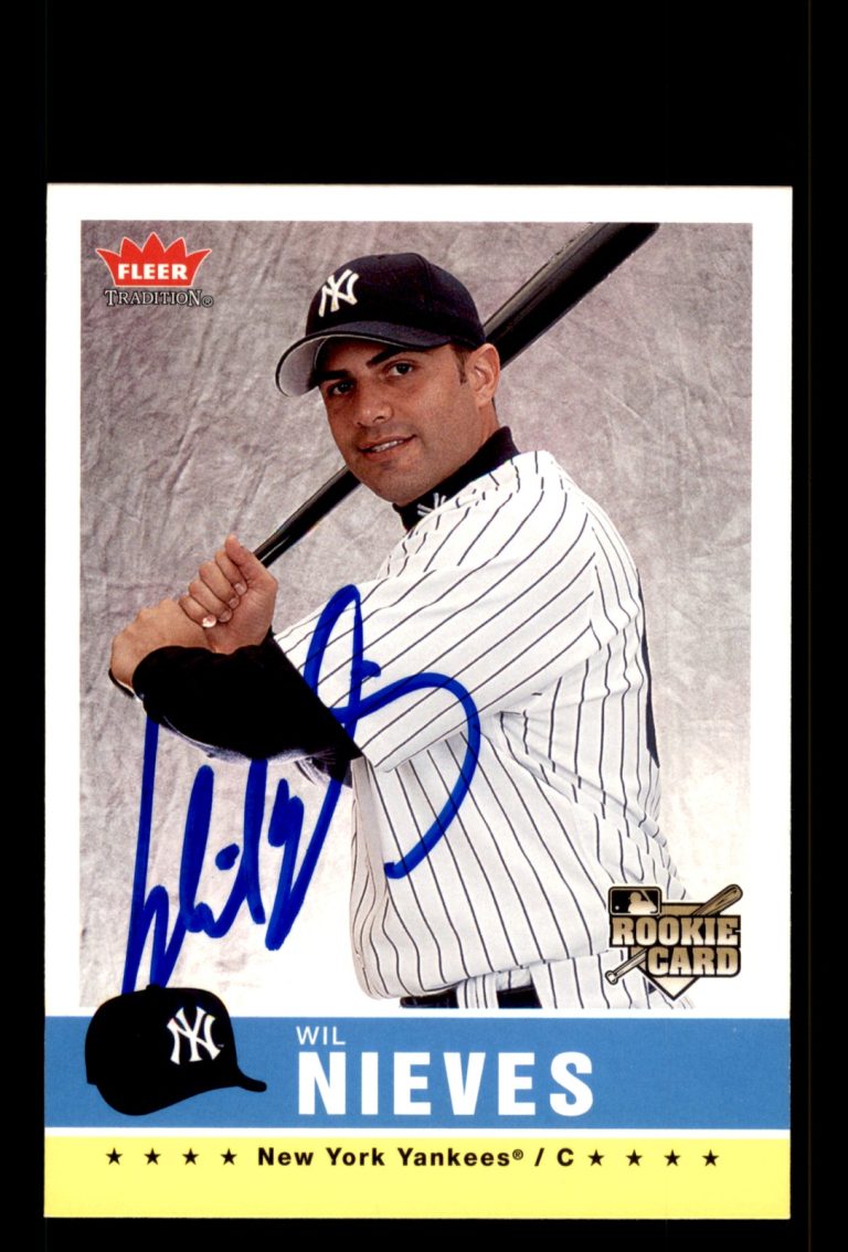 Signed Baseball Card Auto Wil Nieves 2006 Fleer Tradition #195 New York Yankees