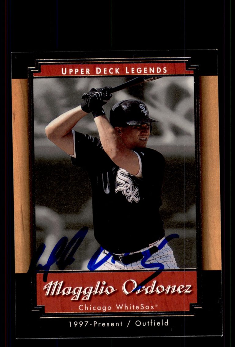 Signed Baseball Card Auto Magglio Ordonez 2001 Upper Deck Legends #37 White Sox