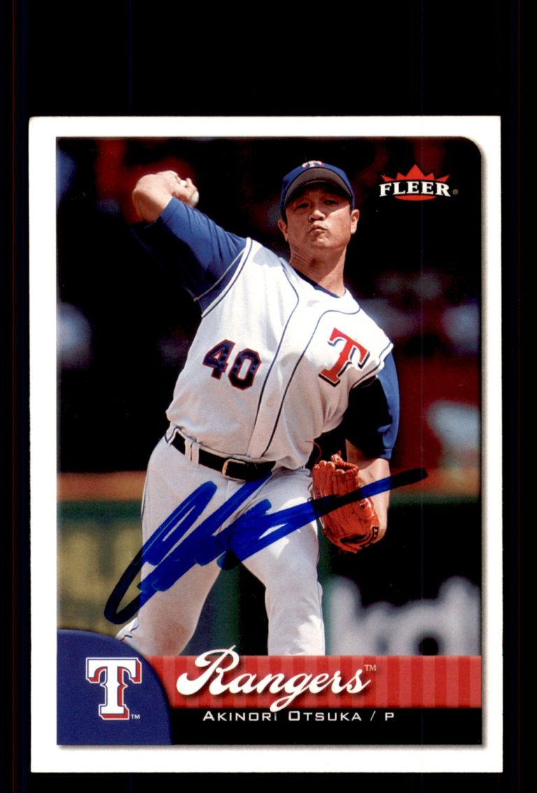 Signed Baseball Card Auto Akinori Otsuka 2007 Fleer #23 Texas Rangers