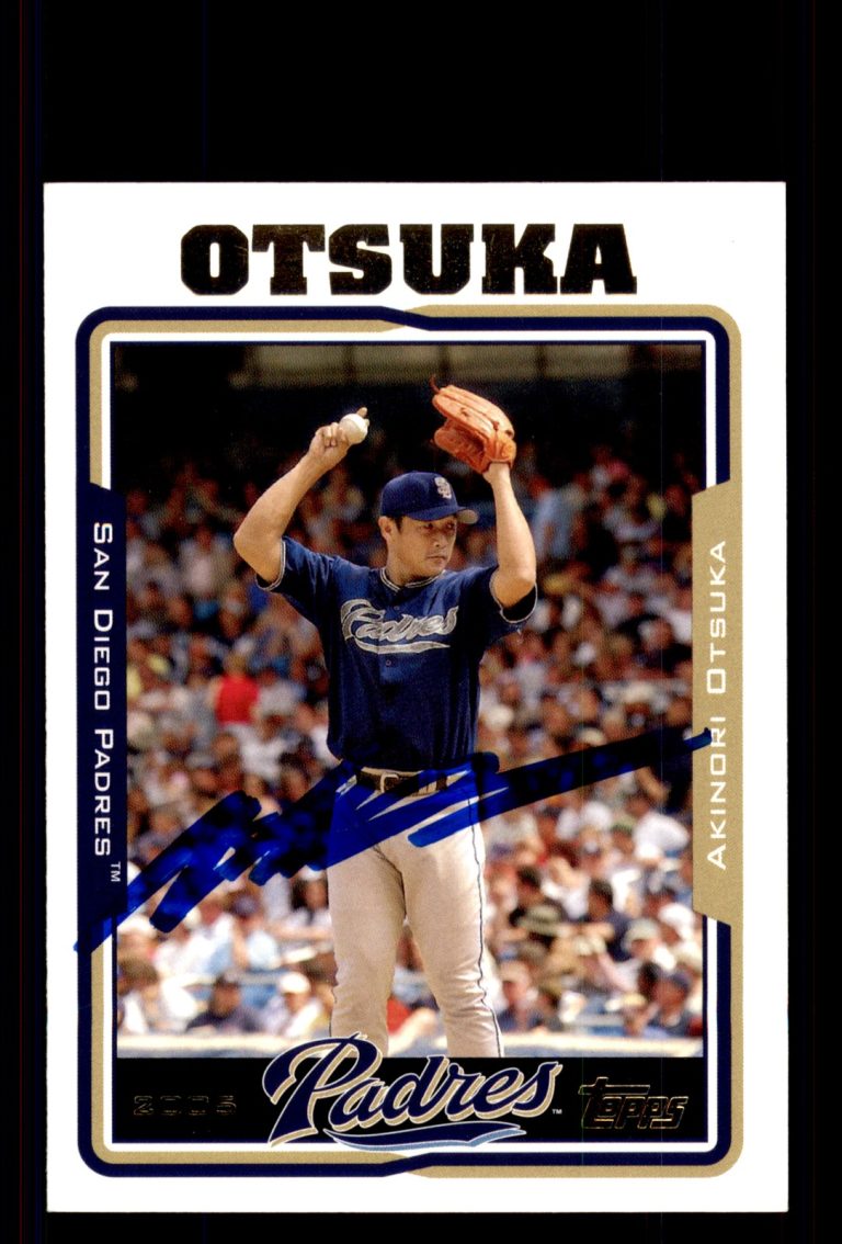 Signed Baseball Card Auto Akinori Otsuka 2005 Topps #120 San Diego Padres