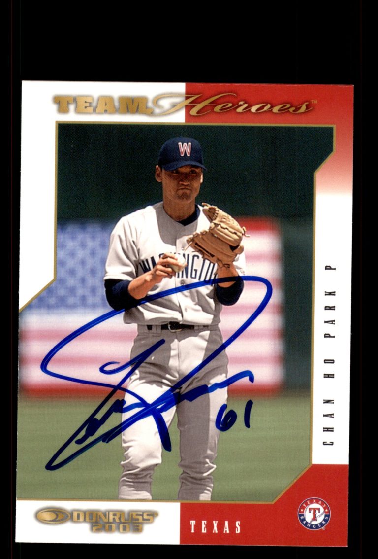 Signed Baseball Card Auto Chan Ho Park 2003 Donruss Team Heroes #522 Rangers