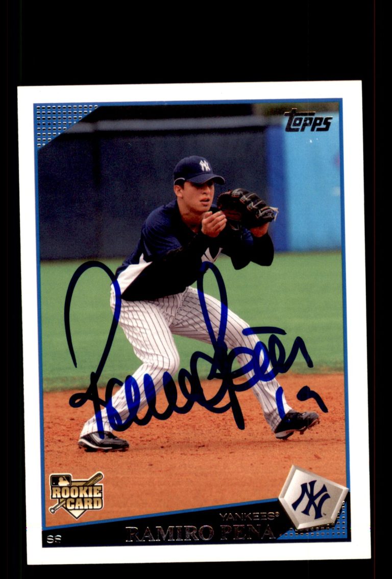 Signed Baseball Card Auto Ramiro Pena 2009 Topps #493 New York Yankees