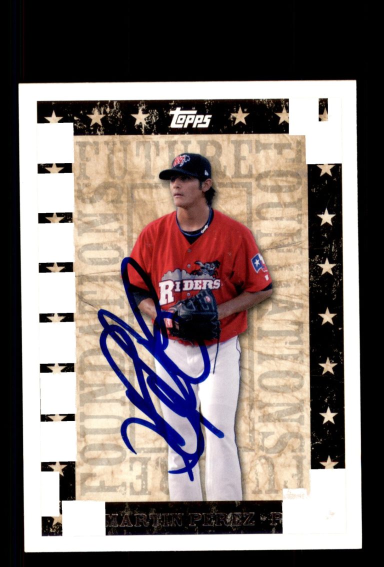 Signed Baseball Card Auto Martin Perez 2010 Topps Pro Debut #FF19