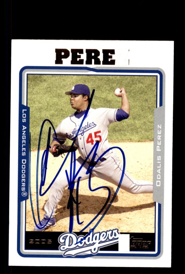 Signed Baseball Card Auto Odalis Perez 2005 Topps #259 Los Angeles Dodgers
