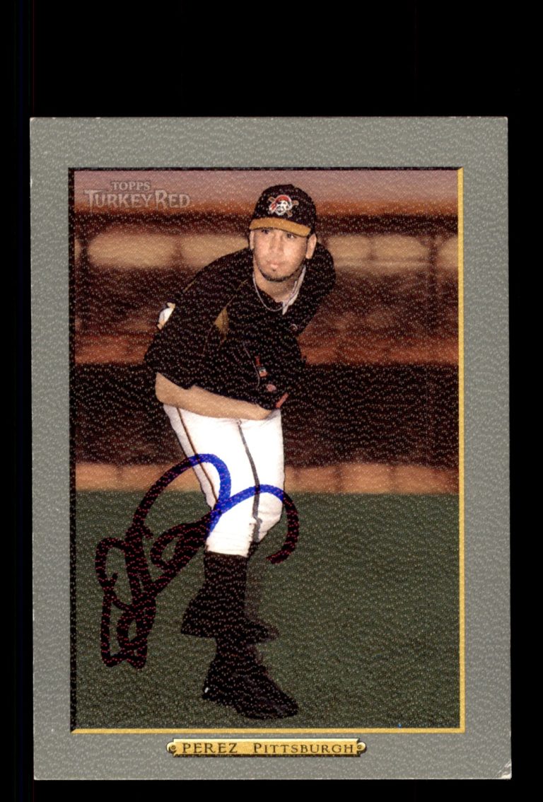 Signed Baseball Card Auto Oliver Perez 2006 Topps Turkey Red #327 Pirates