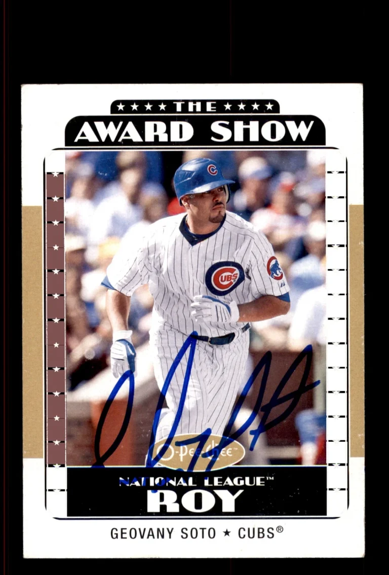 Signed Baseball Card Auto Geovany Soto 2009 O-Pee-Chee #AW8 Chicago Cubs