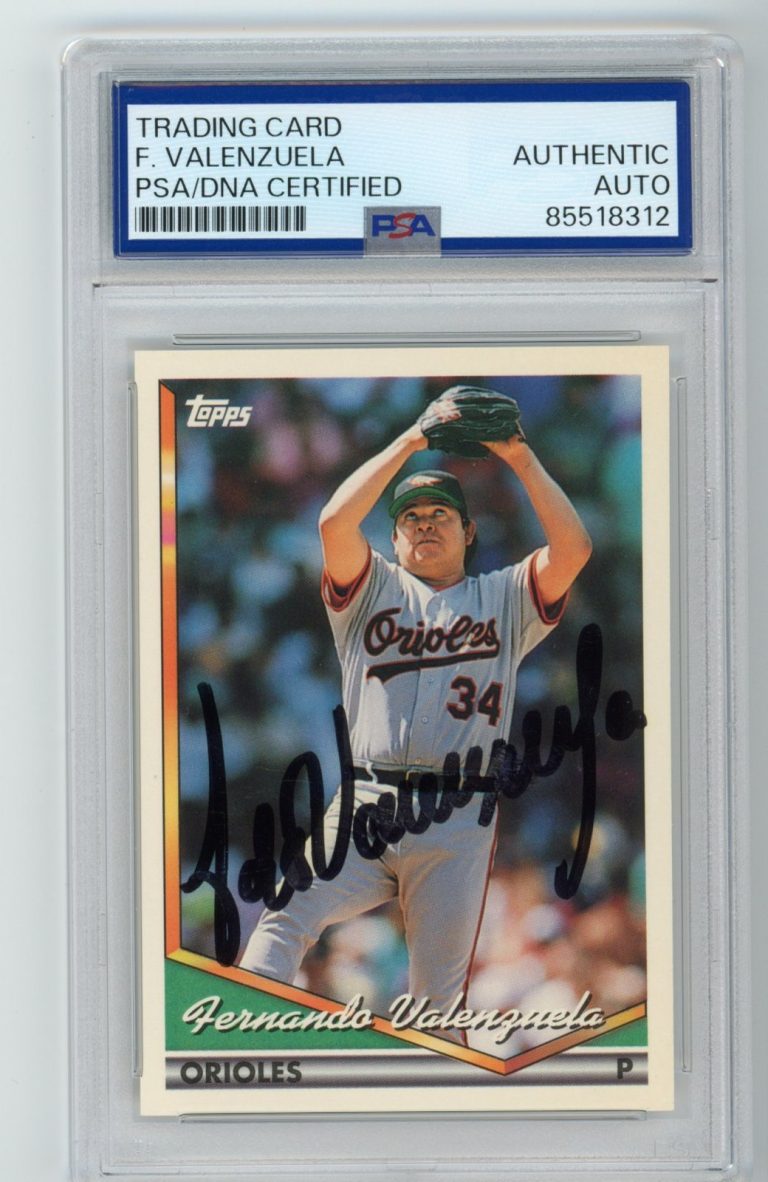 Signed Baseball Card Auto Fernando Valenzuela 1994 Topps #175 PSA/DNA