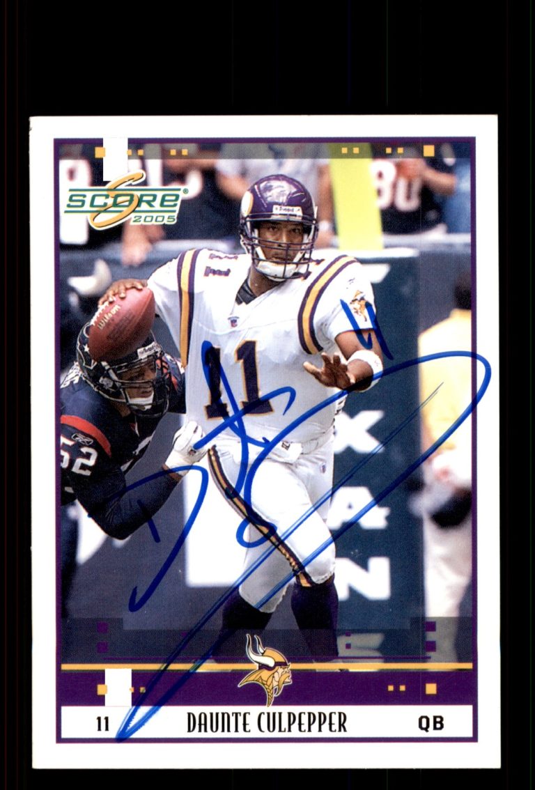 Signed Football Card Auto Daunte Culpepper 2005 Score #154 Minnesota Vikings