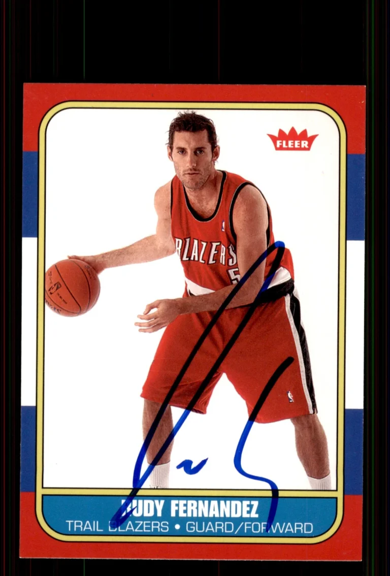 Signed Basketball Card Auto Rudy Fernandez 2008-09 Fleer #235 Trail Blazers