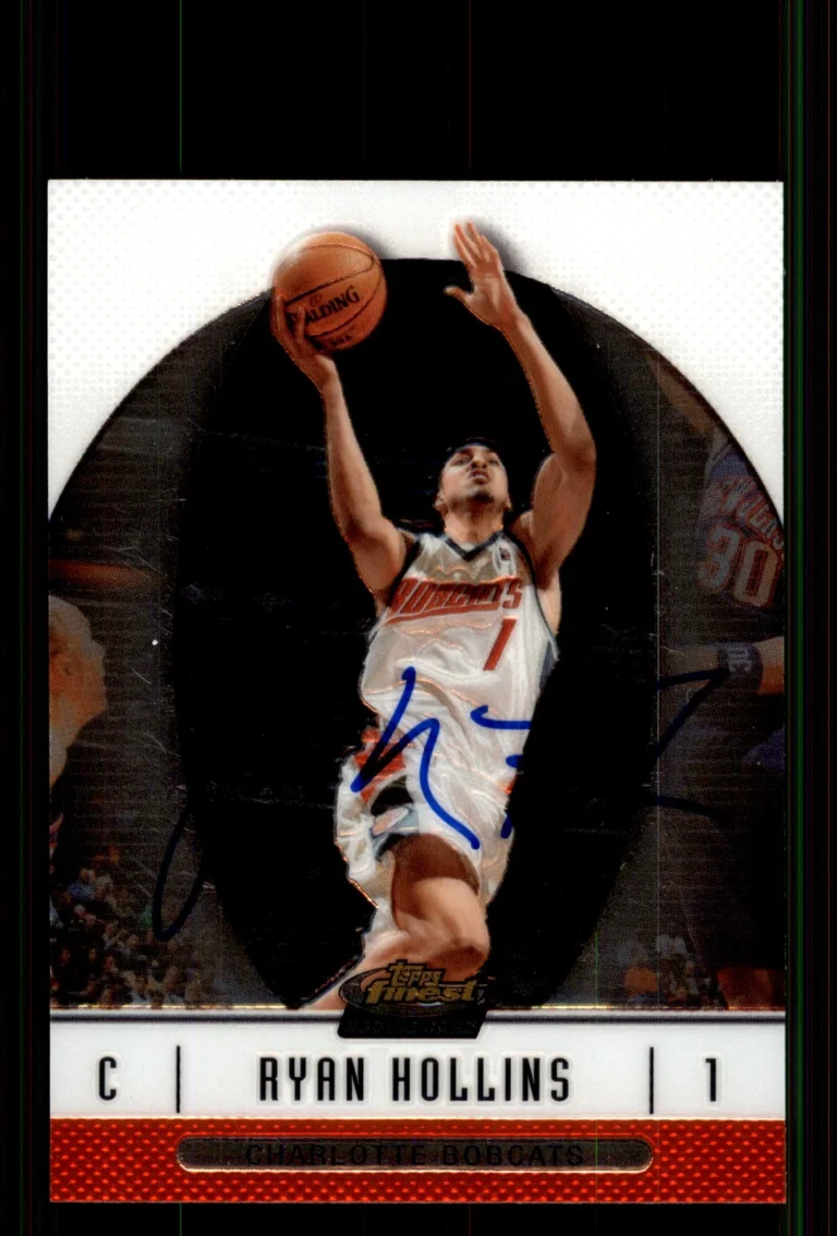 Signed Basketball Card Auto Ryan Hollins 2006-07 Finest #55 Charlotte Bobcats