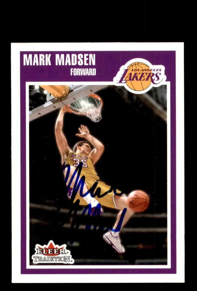 Signed Basketball Card Auto Mark Madsen 2002-03 Fleer Tradition #66 LA Lakers