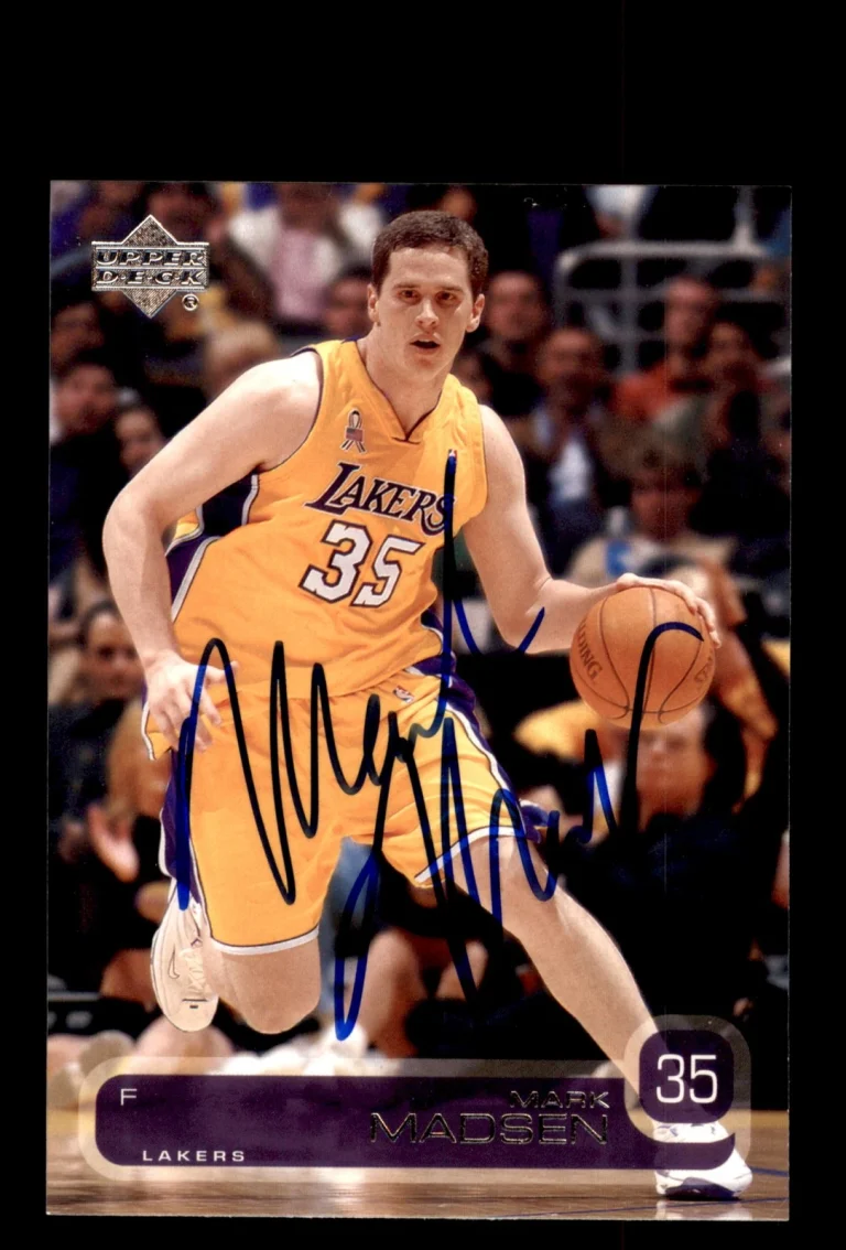 Signed Basketball Card Auto Mark Madsen 2002-03 Upper Deck #282 LA Lakers