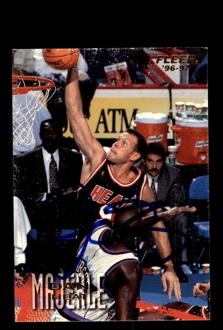 Signed Basketball Card Auto Dan Majerle 1996-97 Fleer #210 Miami Heat