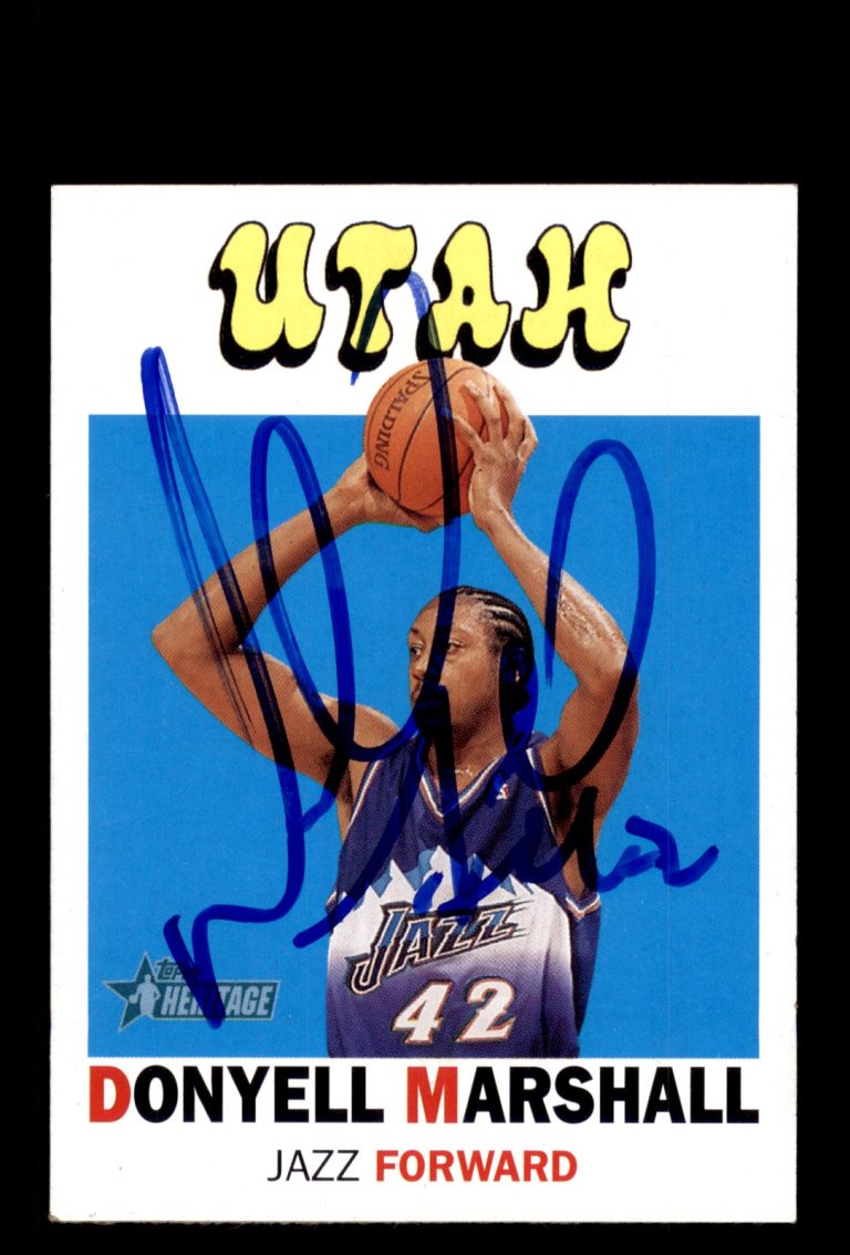 Signed Basketball Card Auto Donyell Marshall 2000-01 Topps Heritage #167
