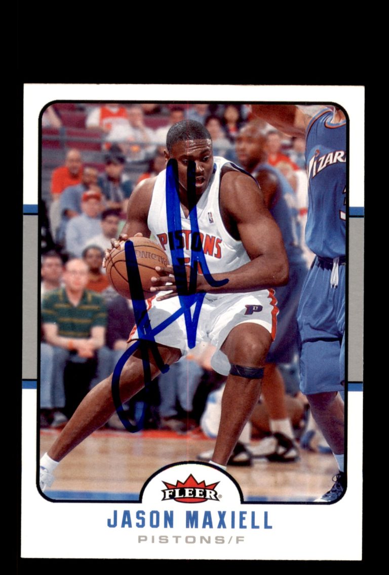 Signed Basketball Card Auto Jason Maxiell 2006-07 Fleer #51 Detroit Pistons
