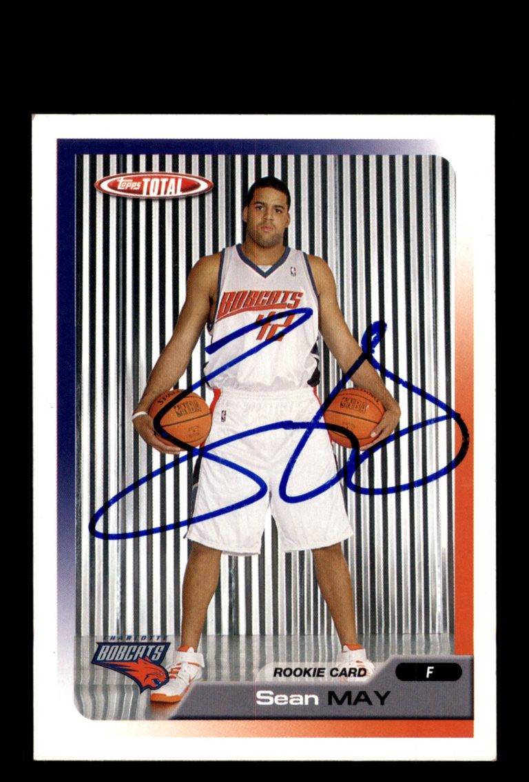 Signed Basketball Card Auto Sean May 2005-06 Topps Total #306 Charlotte Bobcats