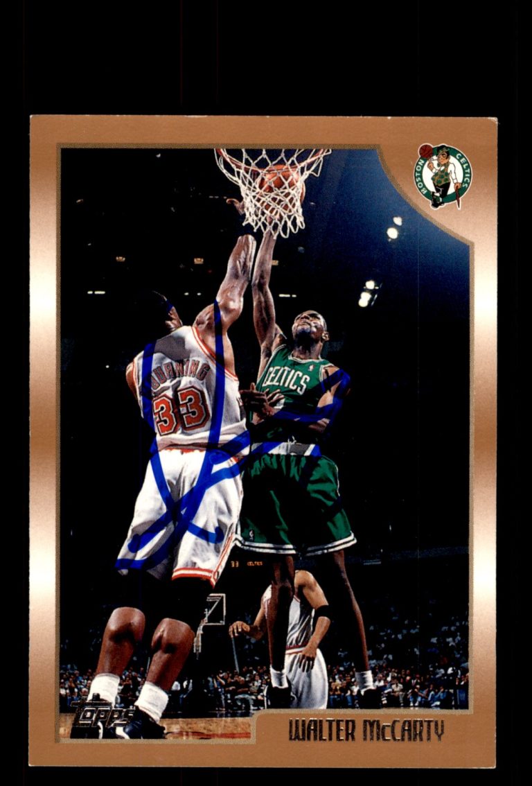Signed Basketball Card Auto Walter McCarty 1998-99 Topps Chrome #159 Celtics