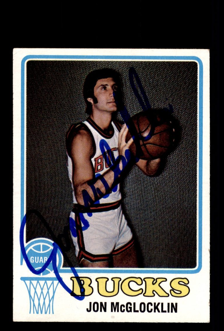Signed Basketball Card Auto Jon McGlocklin 1973-74 Topps #123 Milwaukee Bucks