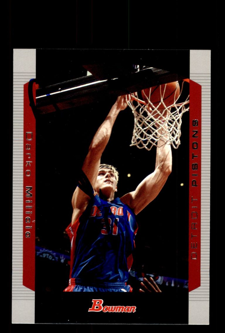 Signed Basketball Card Auto Darko Milicic 2004-05 Bowman #66 Detroit Pistons
