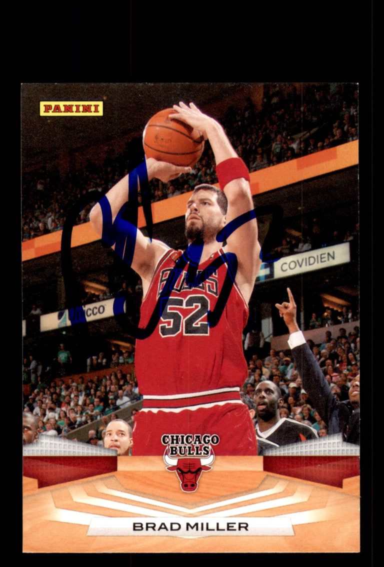 Signed Basketball Card Auto Brad Miller 2009-10 Panini #53 Chicago Bulls