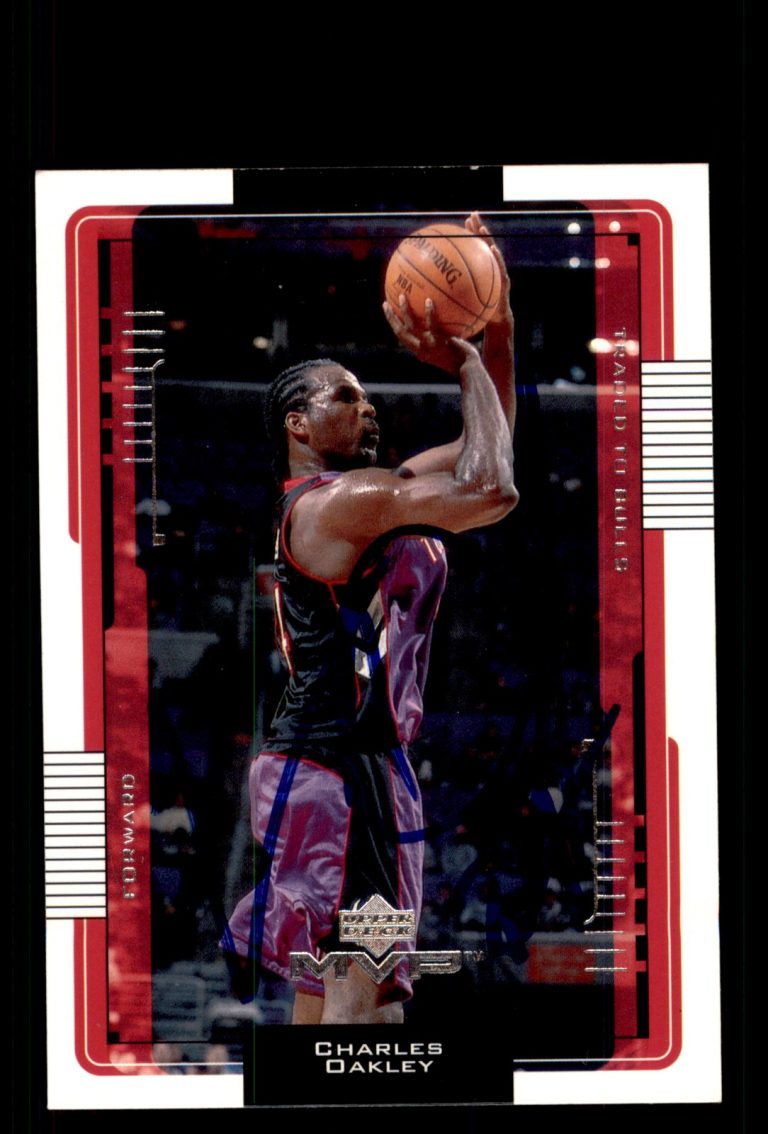Signed Basketball Card Auto Charles Oakley 2001-02 Upper Deck MVP #167 Bulls