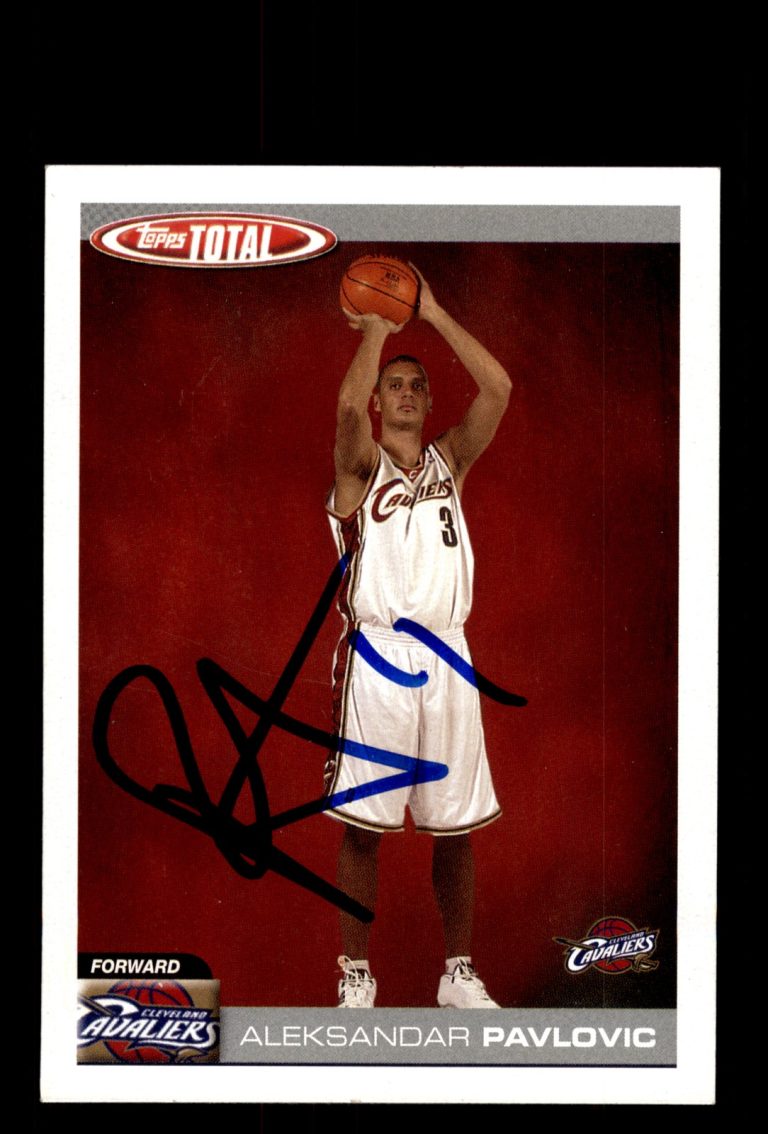 Signed Basketball Card Auto Aleksandar Pavlovic 2004-05 Topps Total #136