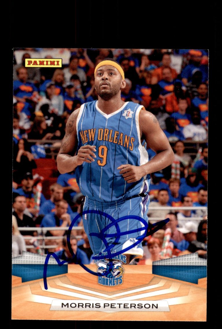 Signed Basketball Card Auto Morris Peterson 2009-10 Panini #189 Hornets